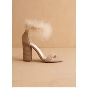 Oasis Society The Sasha Nude Faux Ostrich Feather Ankle w/ Block Heel: Sz 8.5